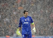 九游官网-米切尔爆发！快船巅峰对决力克独行侠，西部格局再掀波澜