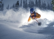 九游娱乐网站-当东方篮球遇上西方传奇，广东队对阵独行侠之夜，伦纳德如何刷新纪录