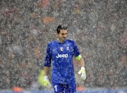 九游娱乐网页-杜兰特统治全场，活塞关键战突围太阳