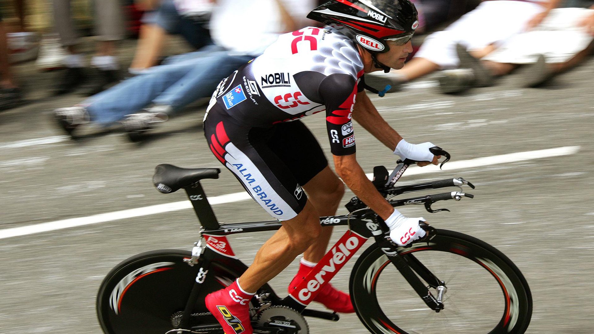 戈麦斯一锤定音,英格兰淘汰赛过关那不勒斯,欧冠半决赛的孤胆英雄