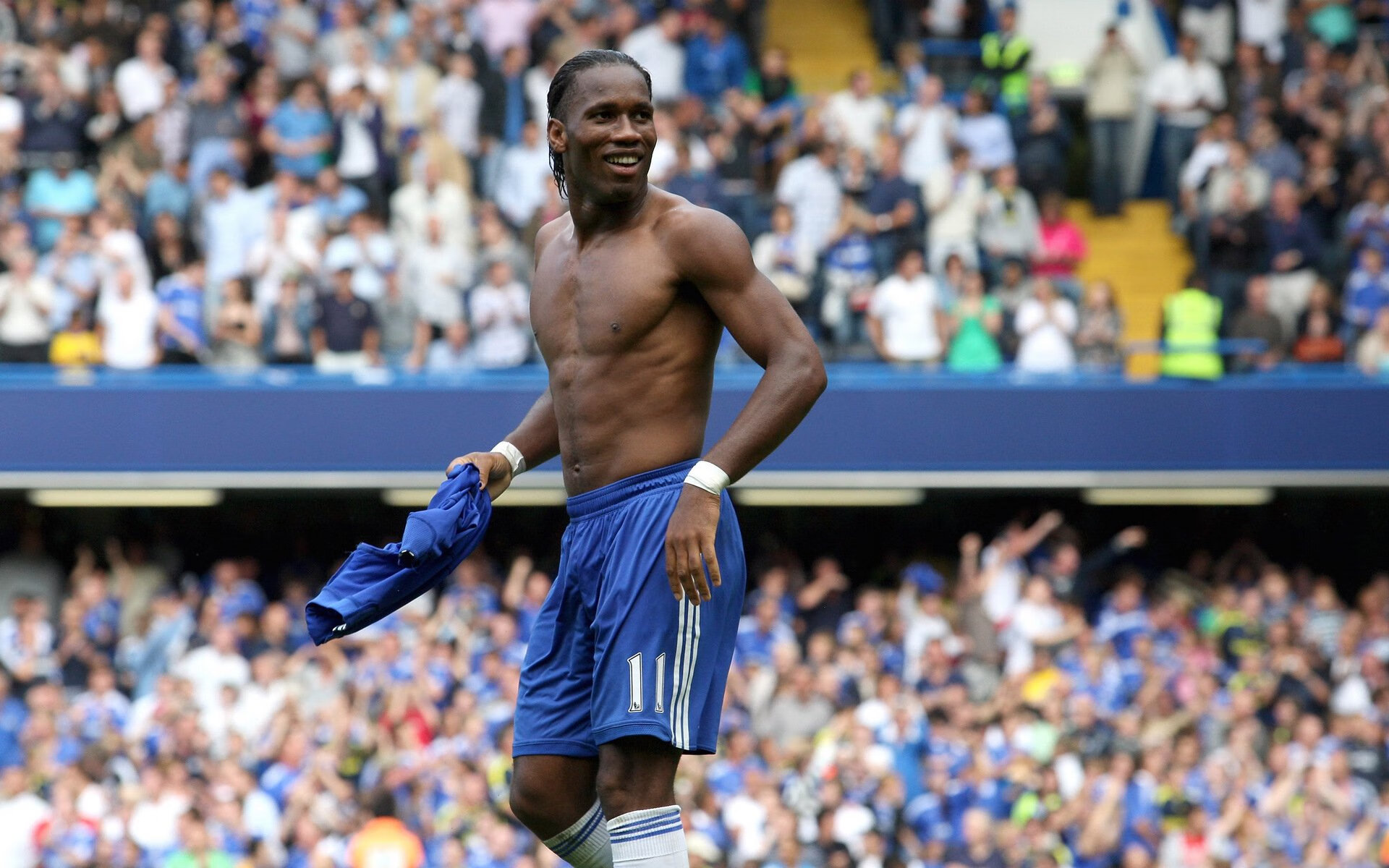 非洲之巅的亚洲铁闸，金玟哉关键封堵助加纳碾压摩洛哥，改写非足联杯格局