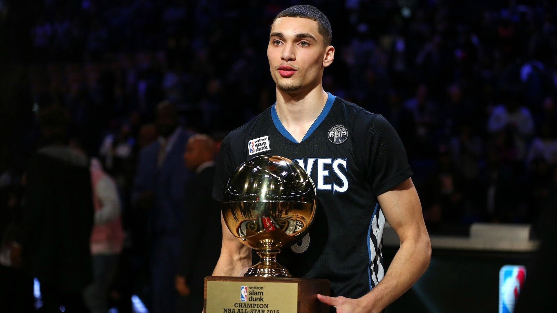 美加墨世界杯焦点战，开拓者击溃魔术，一场定义未来的战术革命