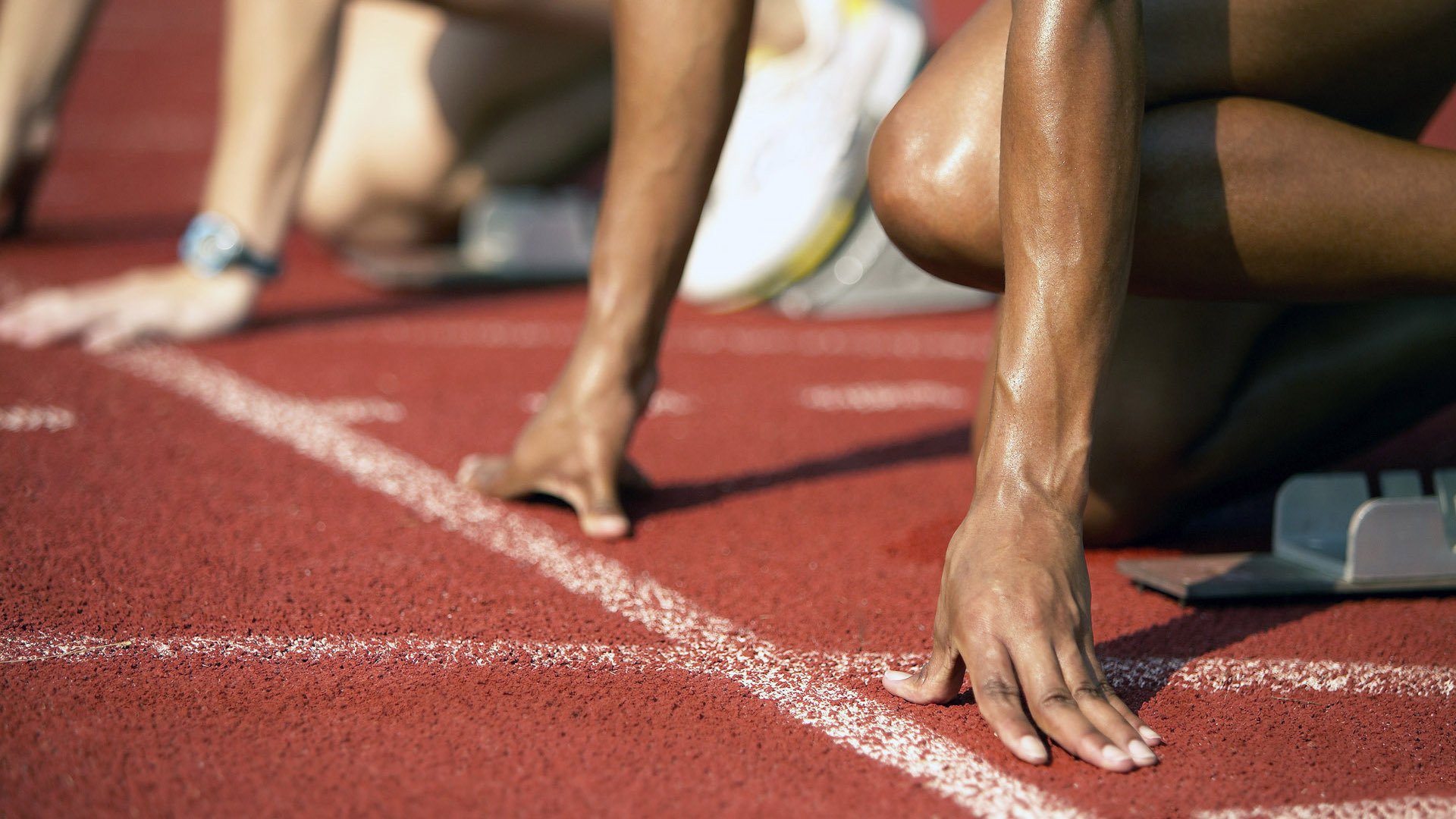 突尼斯对阵德国，当卡马文加在末节撕碎秩序