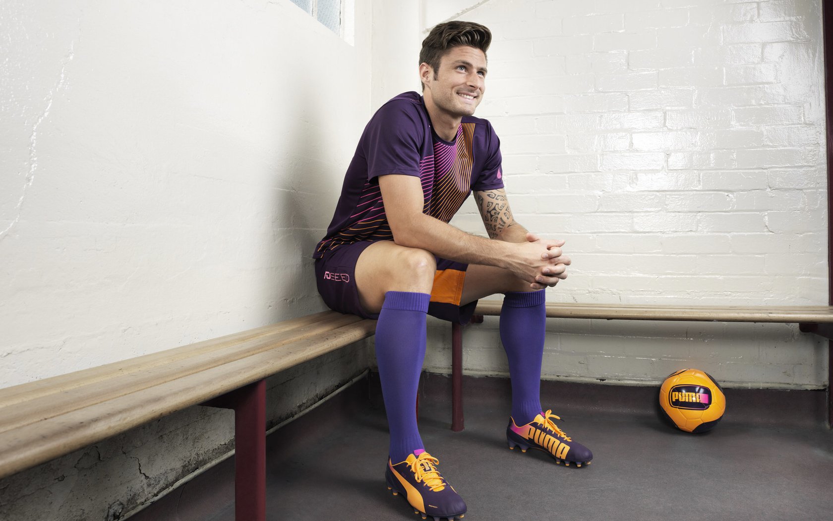 赛道与球场，当字母哥在F1接管比赛，公牛鏖战广东队