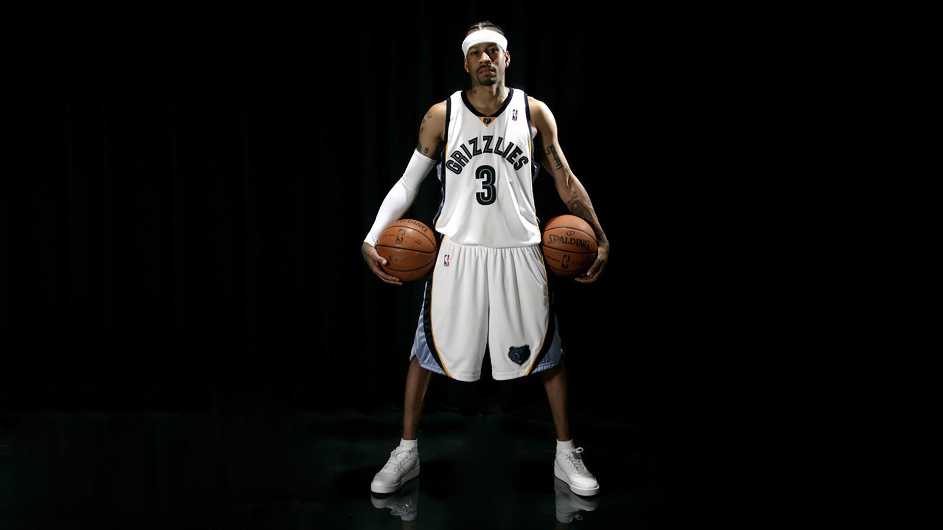 开拓者火力压制尼克斯，德罗赞成为关键先生